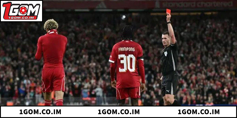 Cách nhận diện các cầu thủ có lối chơi quyết liệt dễ nhận thẻ